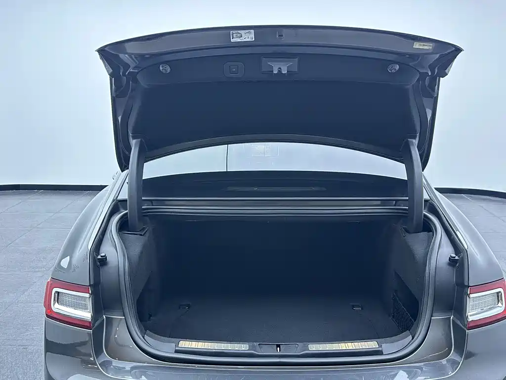 Lincoln Continental — миниатюра 33