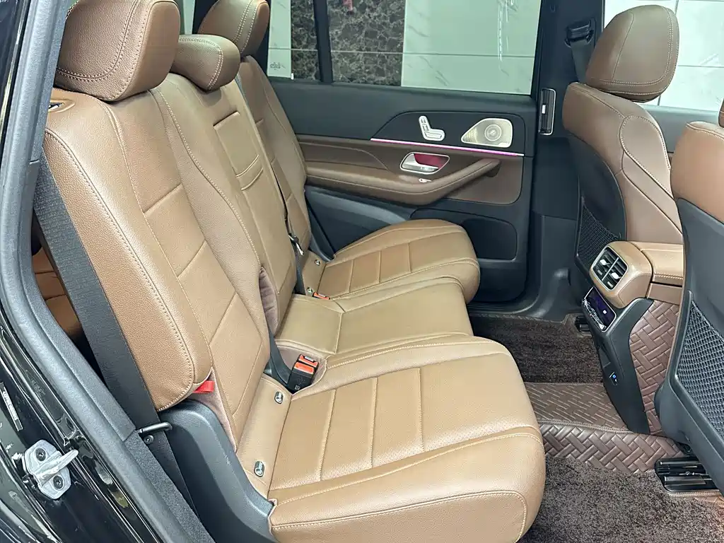 Mercedes-Benz GLS — миниатюра 13