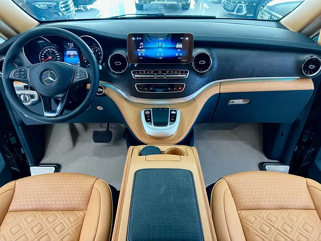 Mercedes-Benz V-Class — миниатюра 9