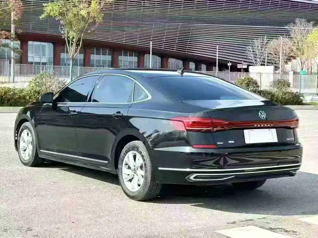Volkswagen Passat — миниатюра 7