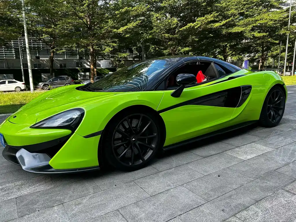 MCLAREN  570