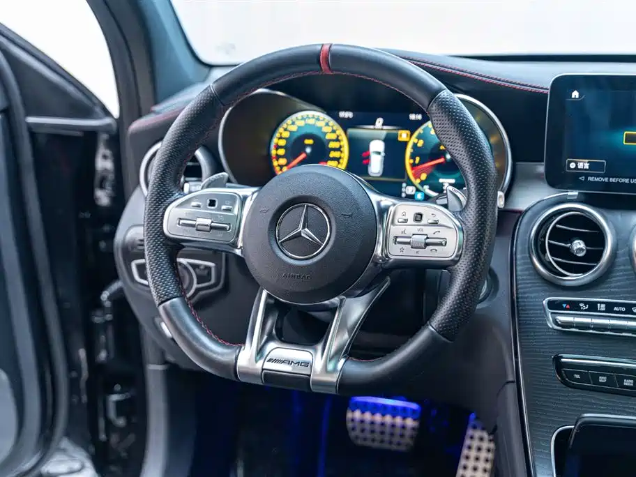 MERCEDES-BENZ GLC AMG