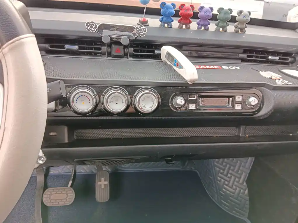 Wuling MINIEV — миниатюра 13