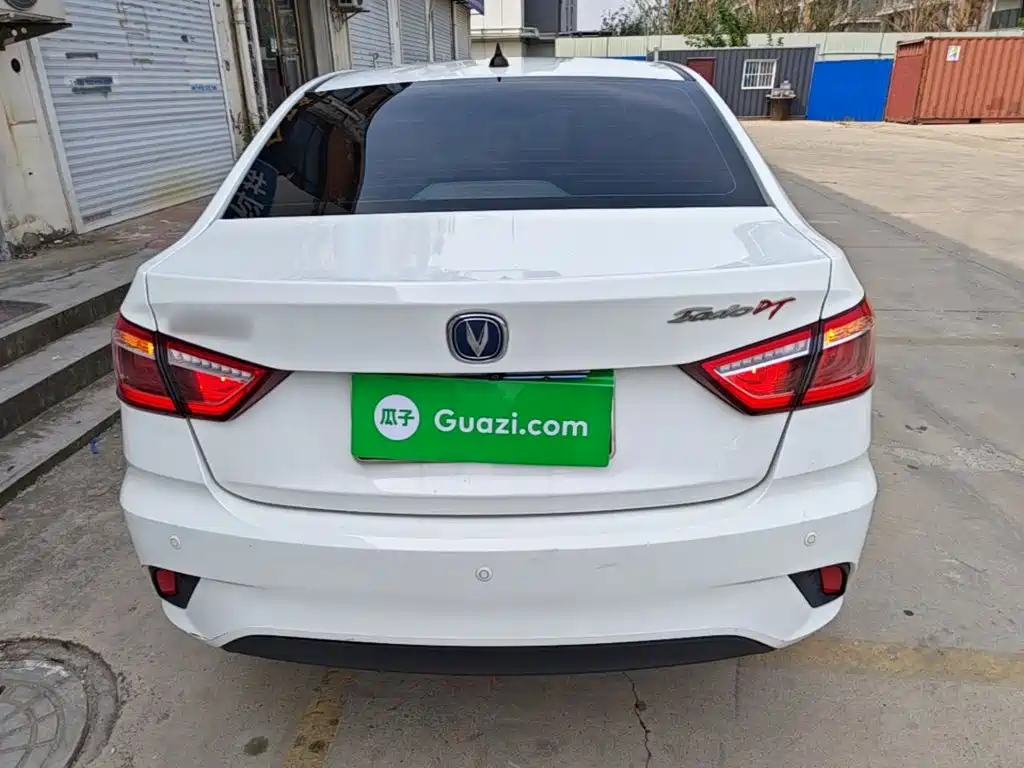 Changan Eado DT — миниатюра 6