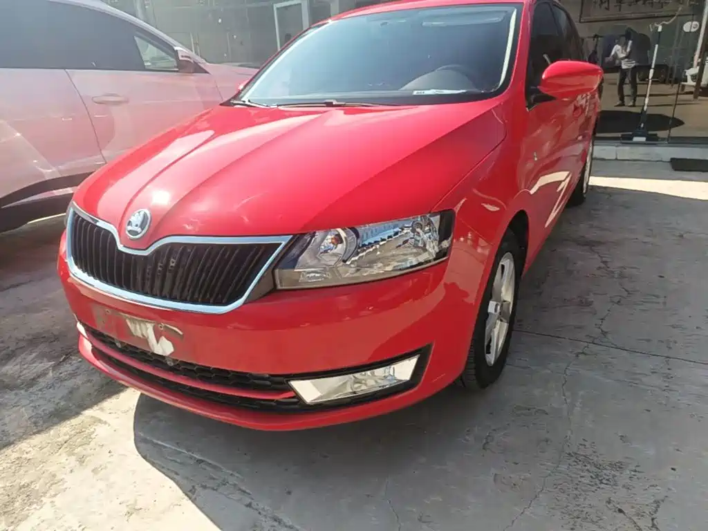 Skoda Rapid Spaceback — миниатюра 24