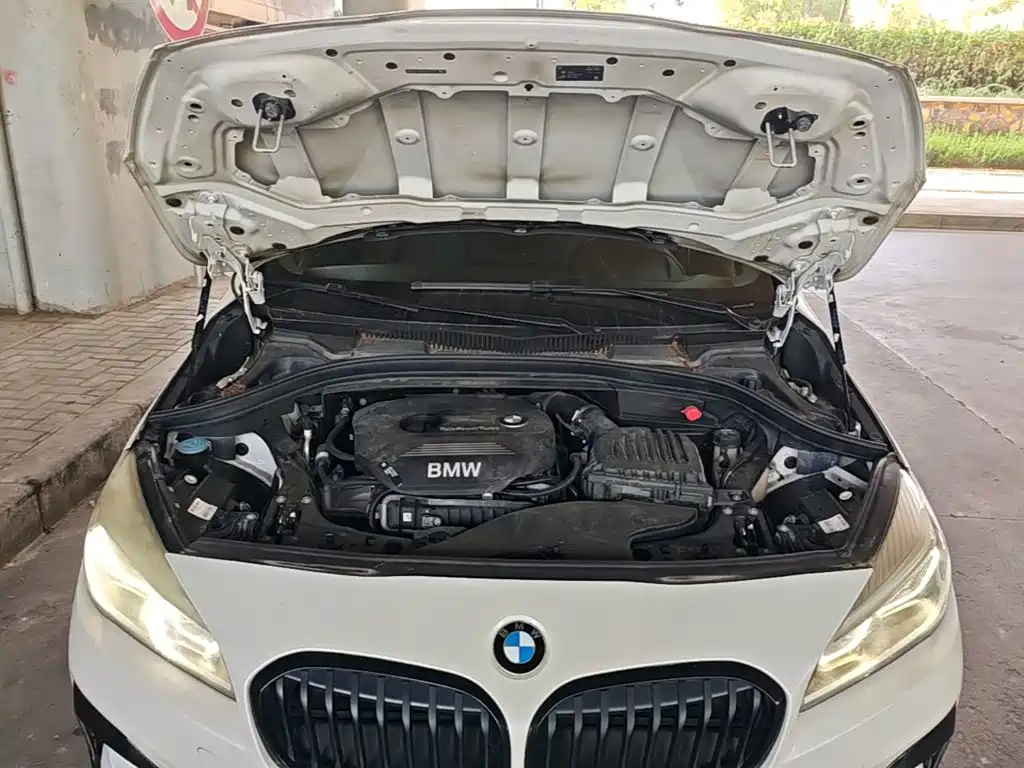 BMW 2 Series Active Tourer — миниатюра 20