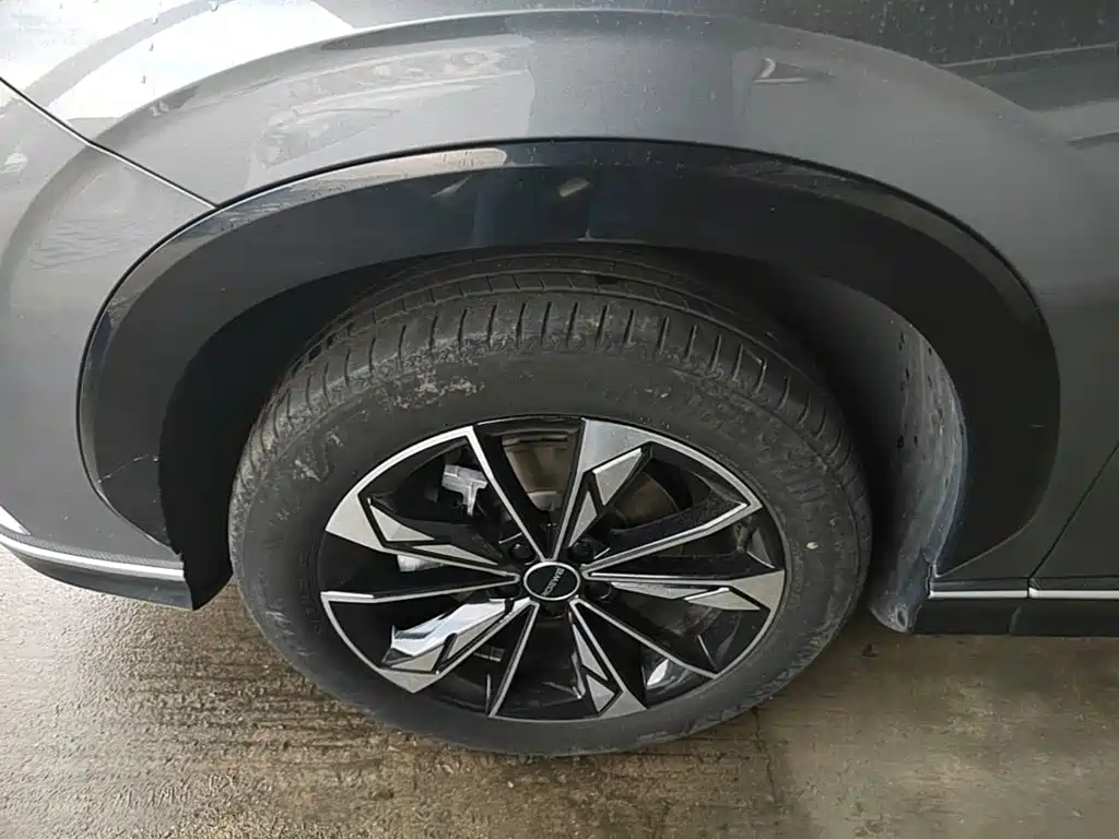 Roewe RX5 — миниатюра 23