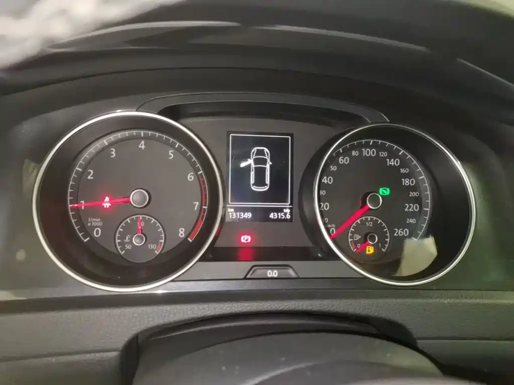 Volkswagen Golf — миниатюра 12