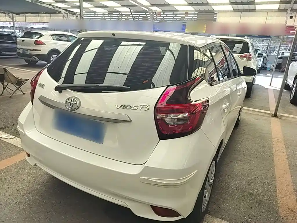 Toyota Vios FS — миниатюра 7