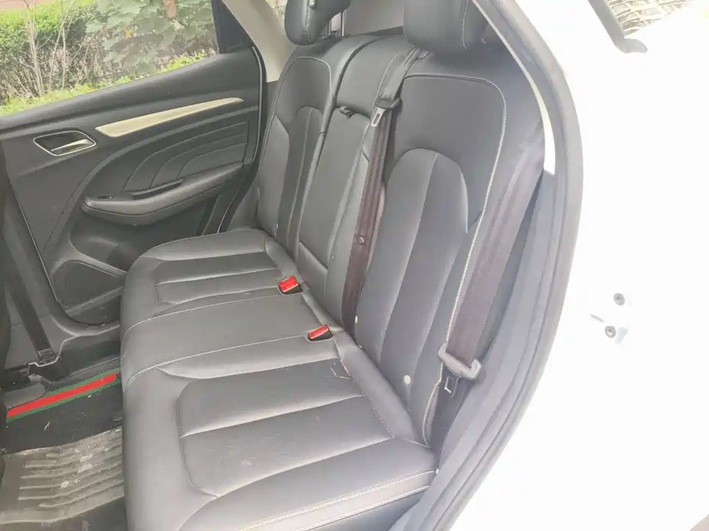 Roewe RX3 — миниатюра 15