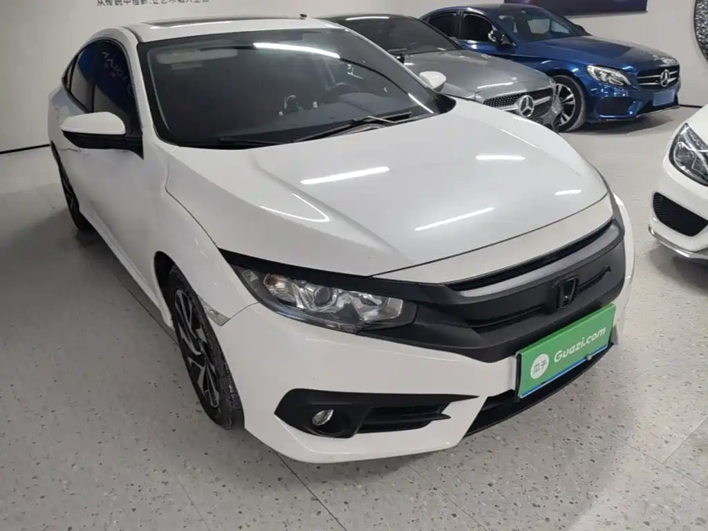 Honda Civic — миниатюра 4