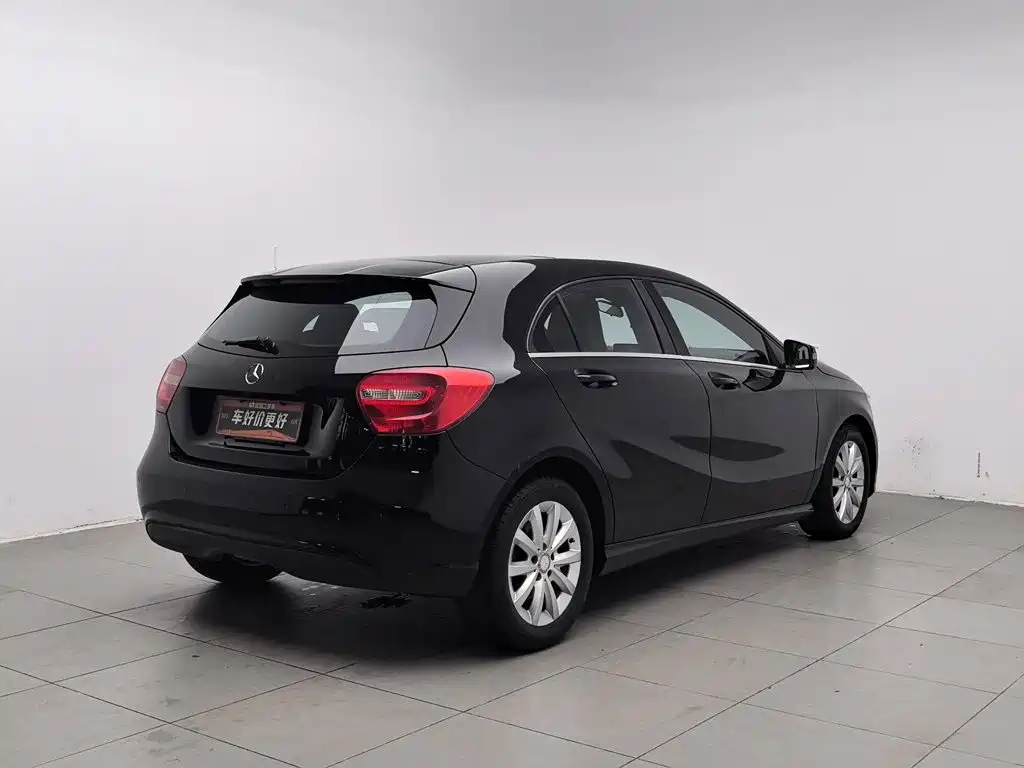 Mercedes-Benz A-Class (Import) — миниатюра 2