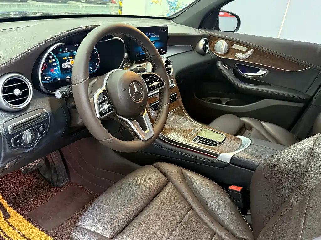 Mercedes-Benz GLC — миниатюра 5
