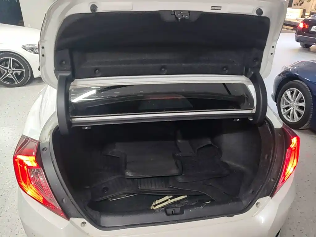 Honda Civic — миниатюра 19