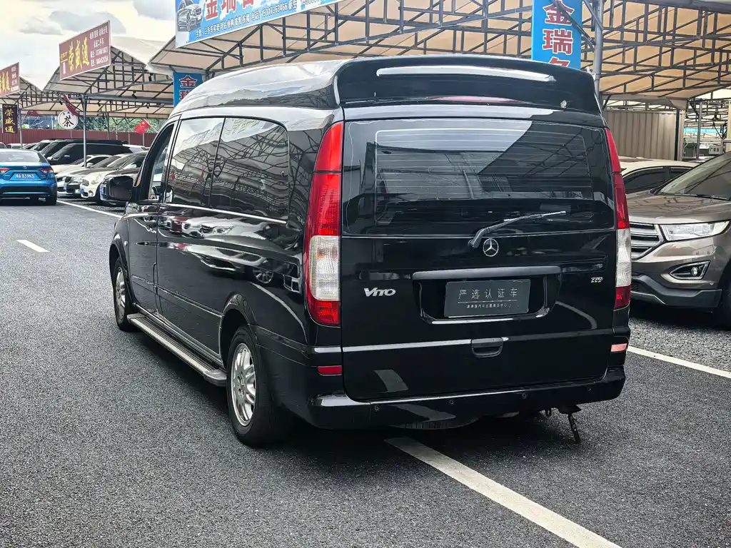Mercedes-Benz Vito — миниатюра 6