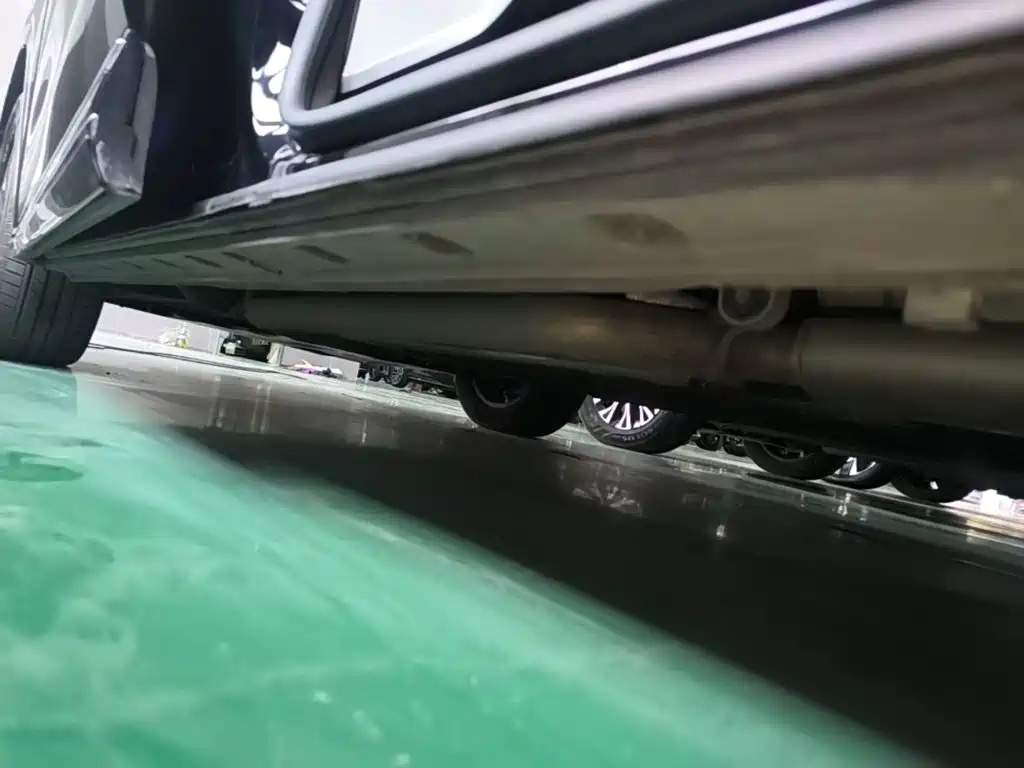 Hongqi Hongqi HQ9 PHEV — миниатюра 22