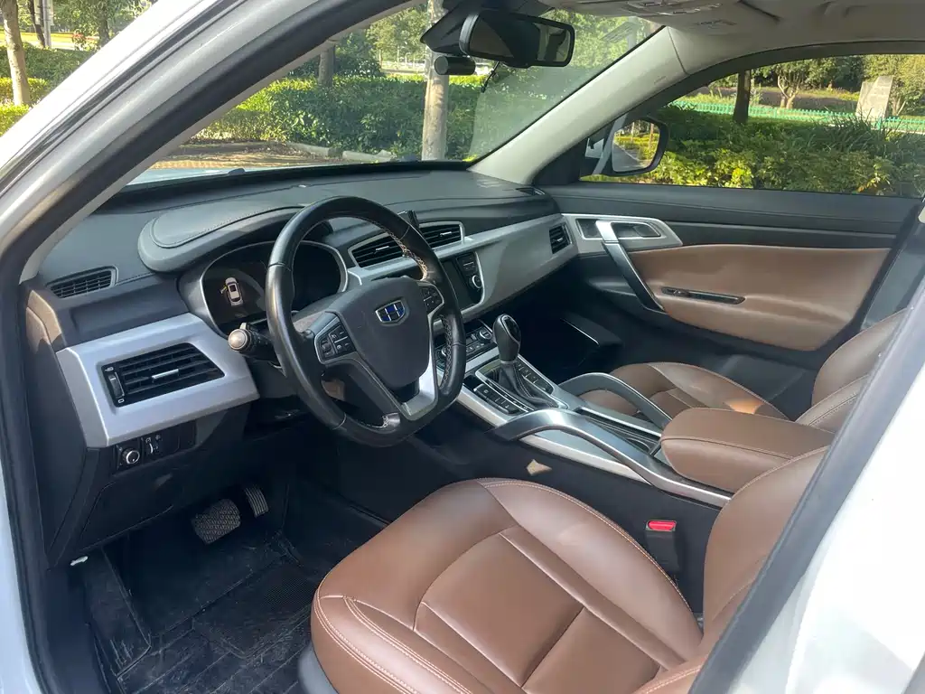 Geely Boyue — миниатюра 12