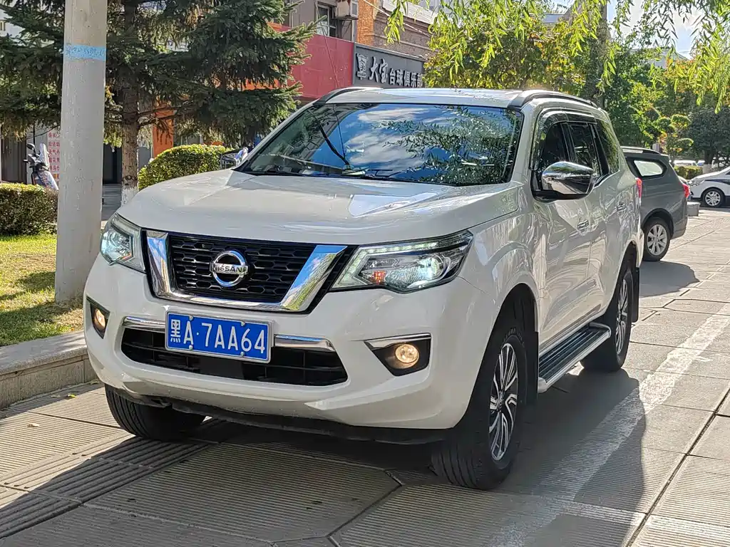 Nissan Terra