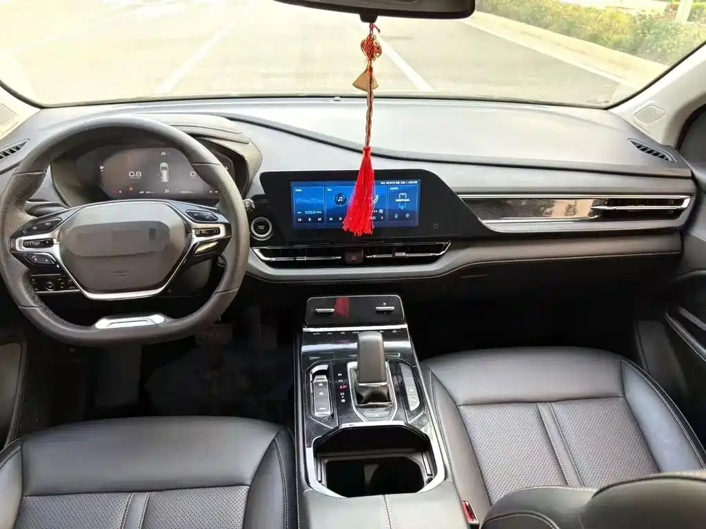 Wuling Victory — миниатюра 6