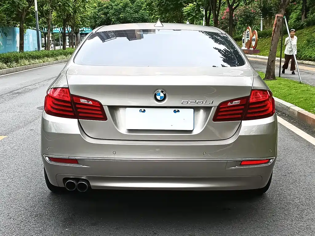 BMW 5 Series 5 2014 525Li Luxury