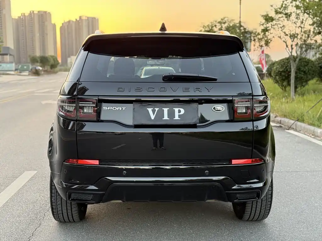 LAND ROVER DISCOVER SPORTS