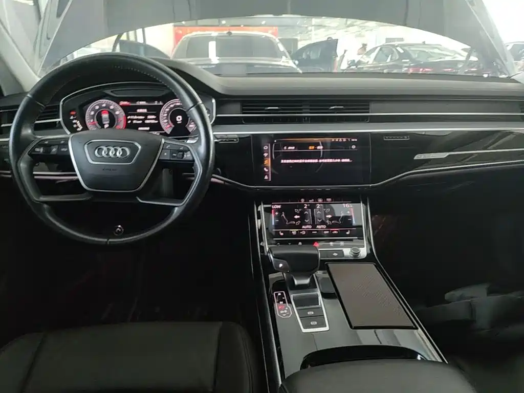 Audi A8 — миниатюра 10