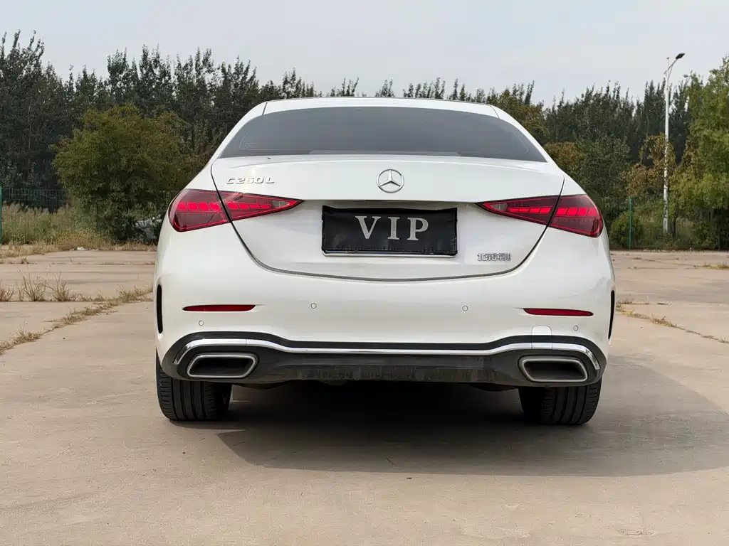 Mercedes-Benz C-Class — миниатюра 14