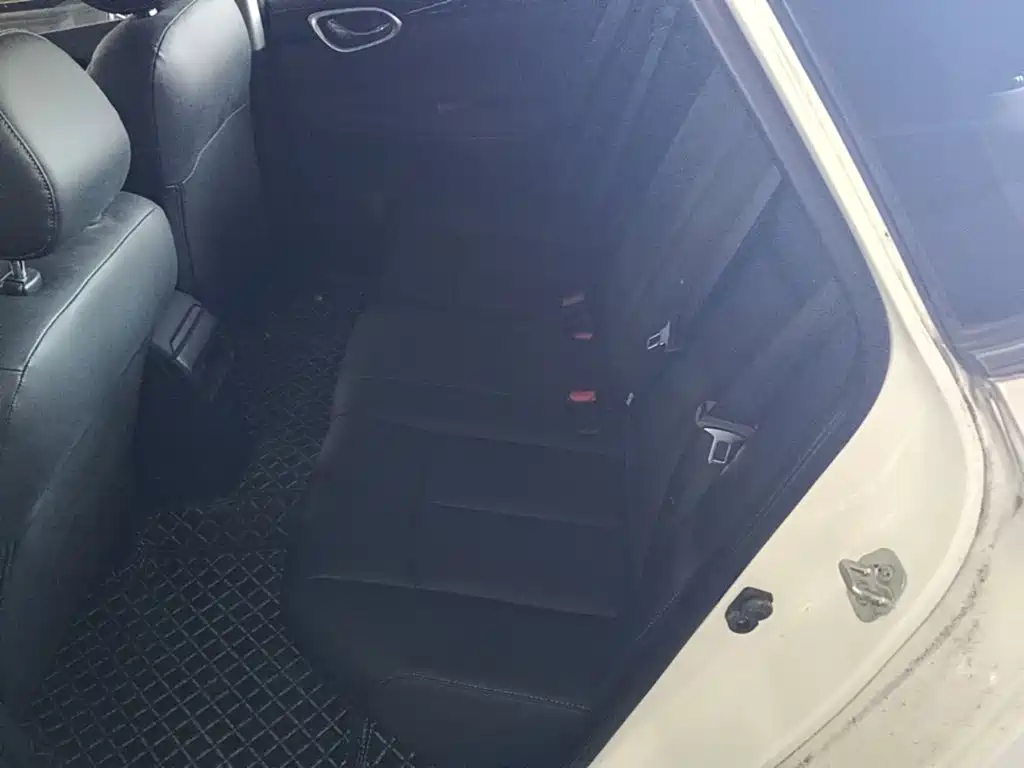 Nissan Sylphy — миниатюра 17