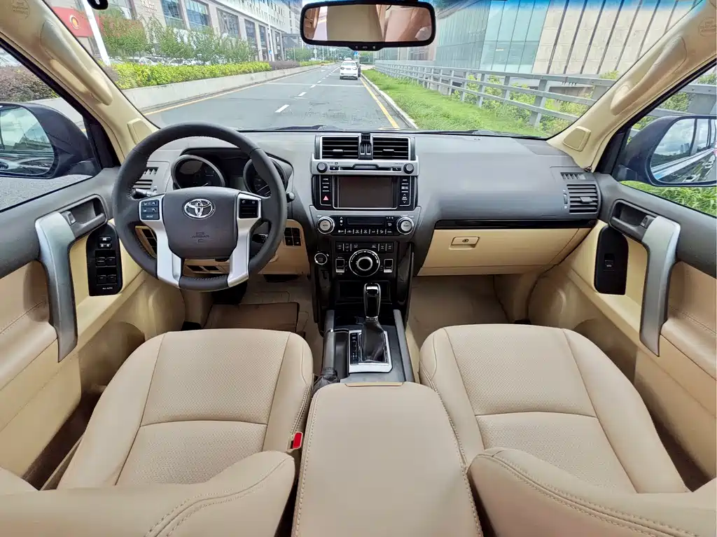 Toyota Prado (Import) — миниатюра 20