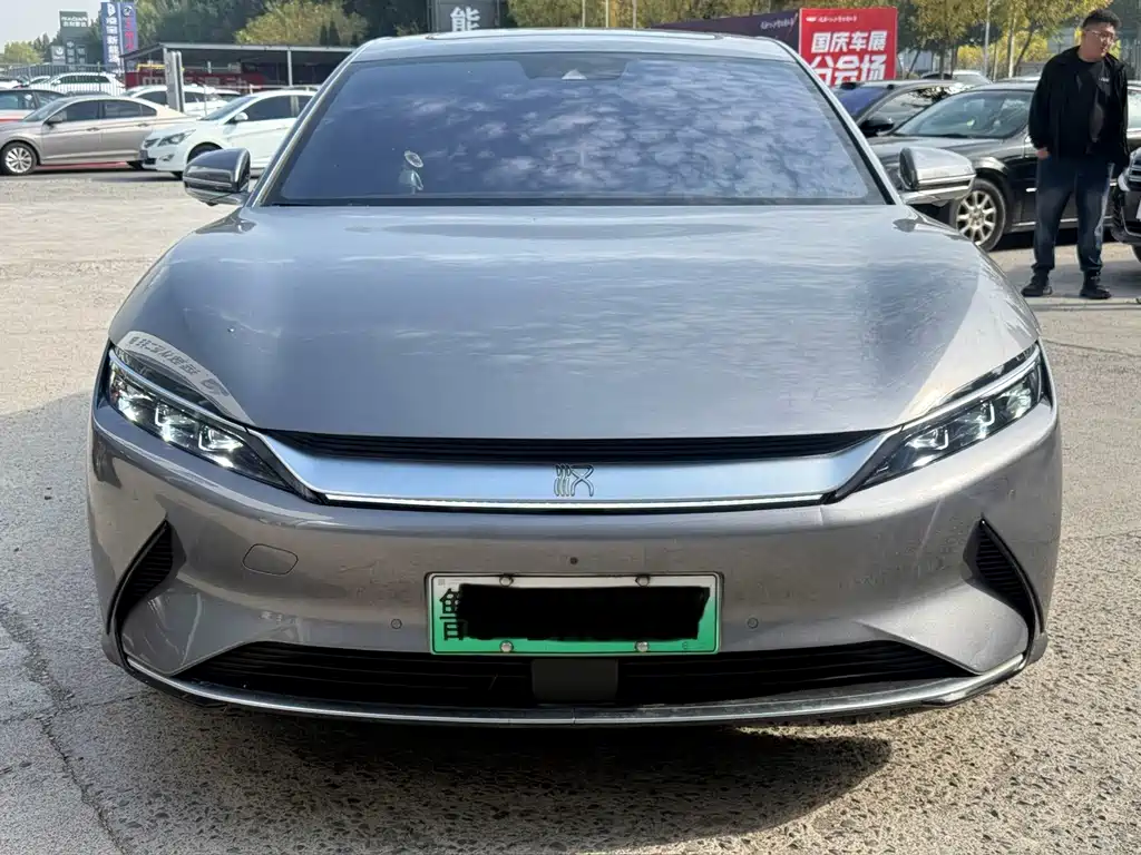 BYD Han — миниатюра 2
