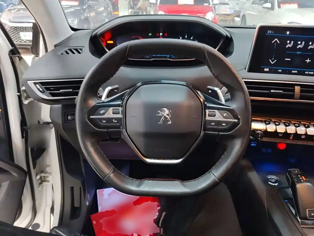Peugeot 5008 — миниатюра 11