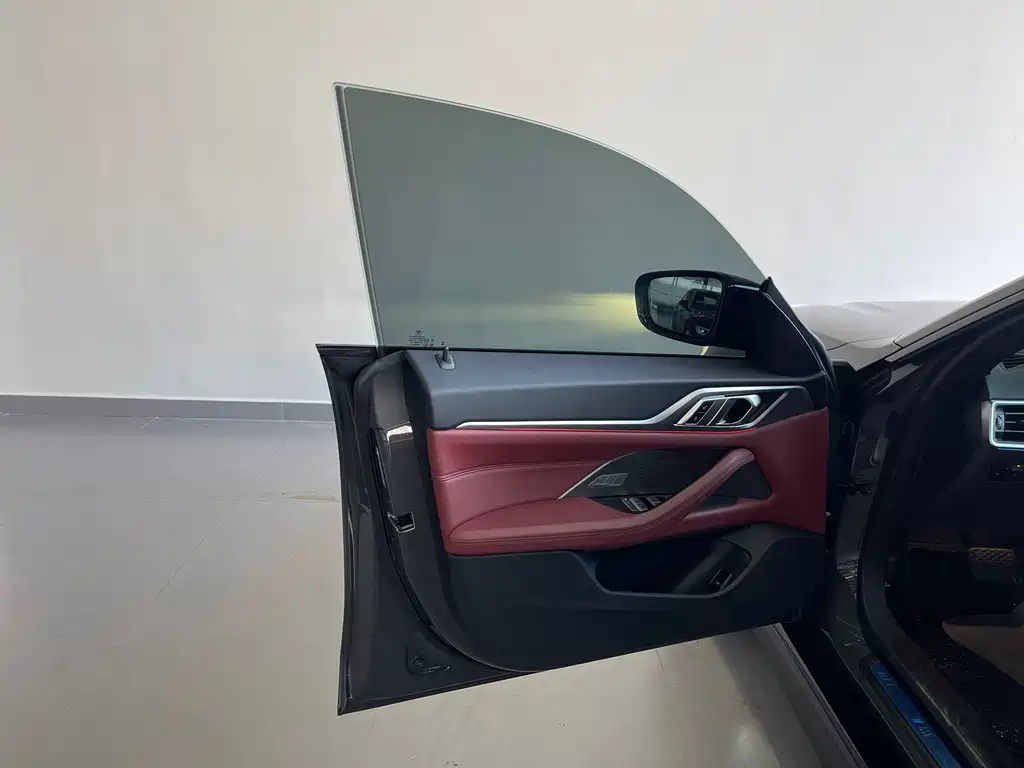 BMW 4 Series — миниатюра 13