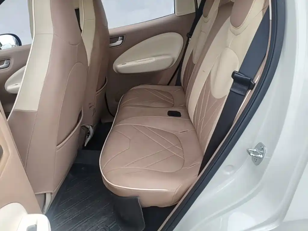 Wuling MINIEV — миниатюра 17