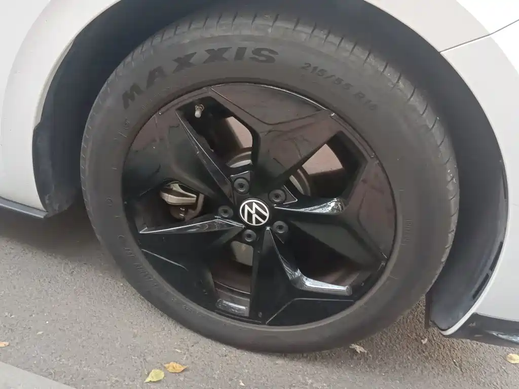 Volkswagen ID.3 — миниатюра 8