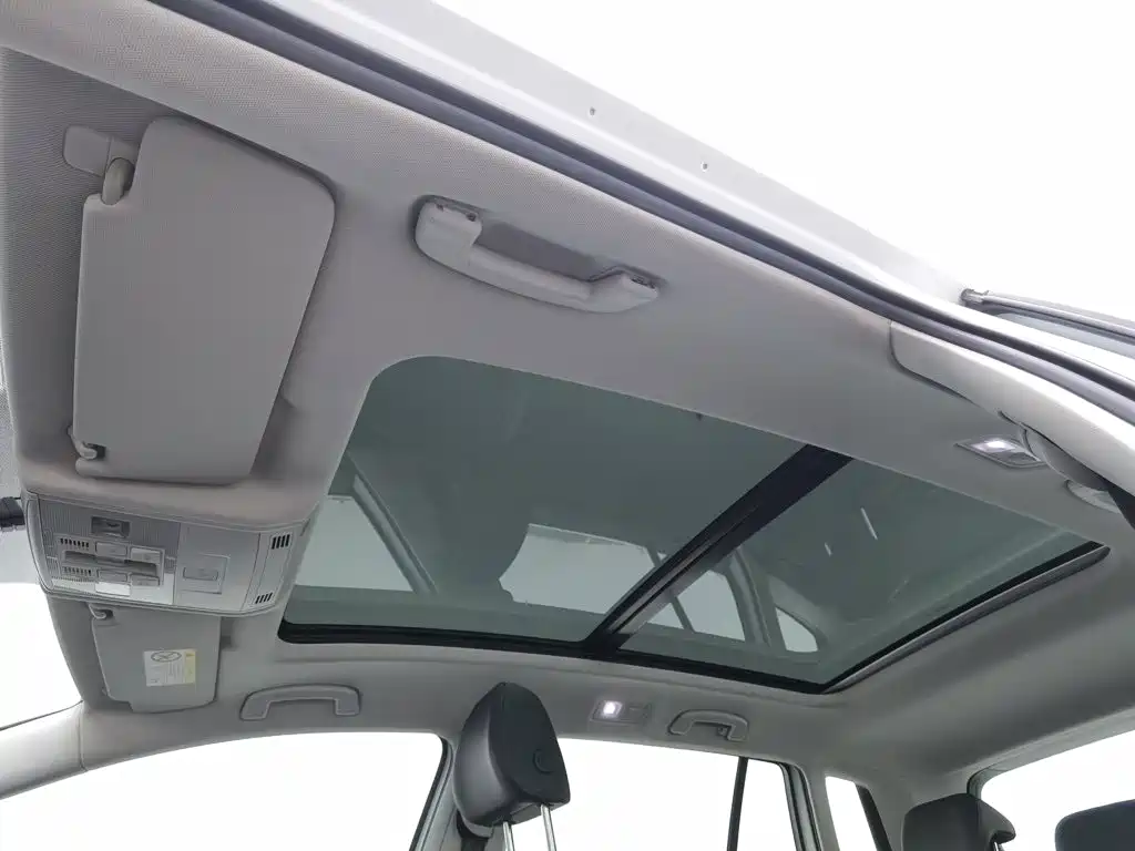 Volkswagen Golf Sportsvan — миниатюра 14