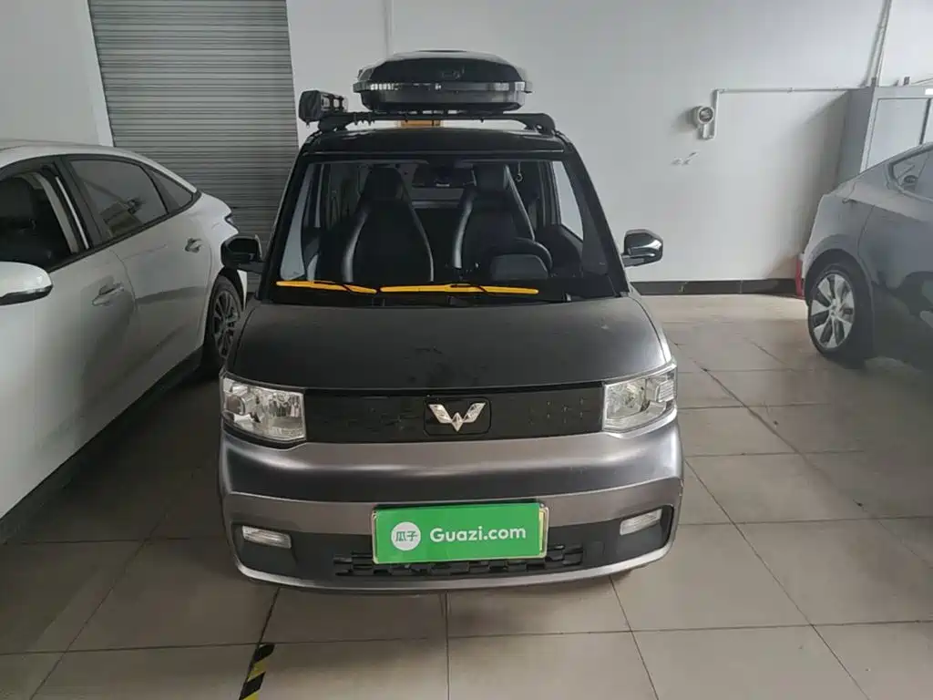 Wuling MINIEV — миниатюра 3