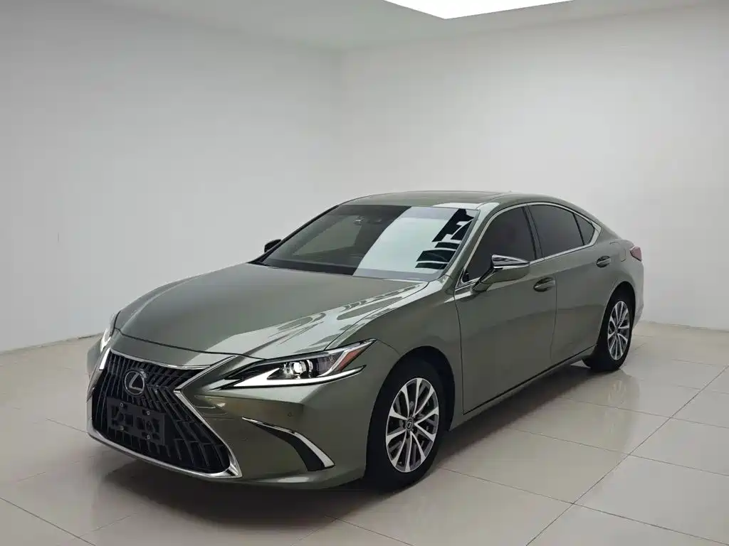 Lexus ES — миниатюра 2