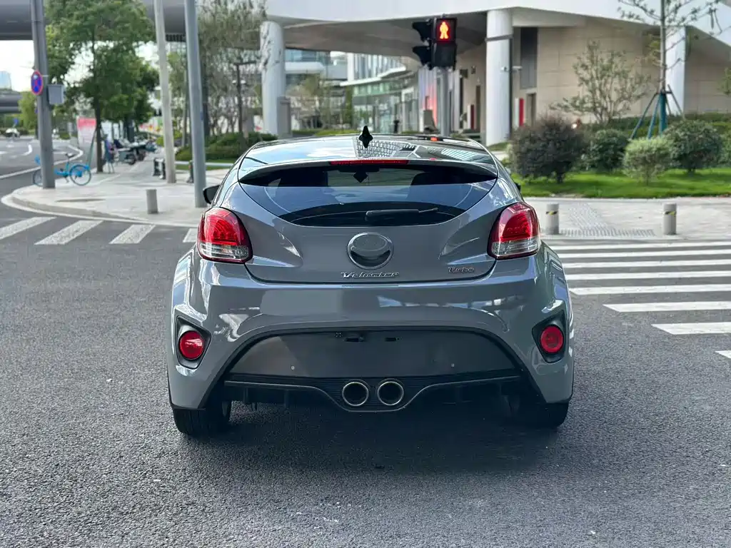Hyundai Veloster — миниатюра 8