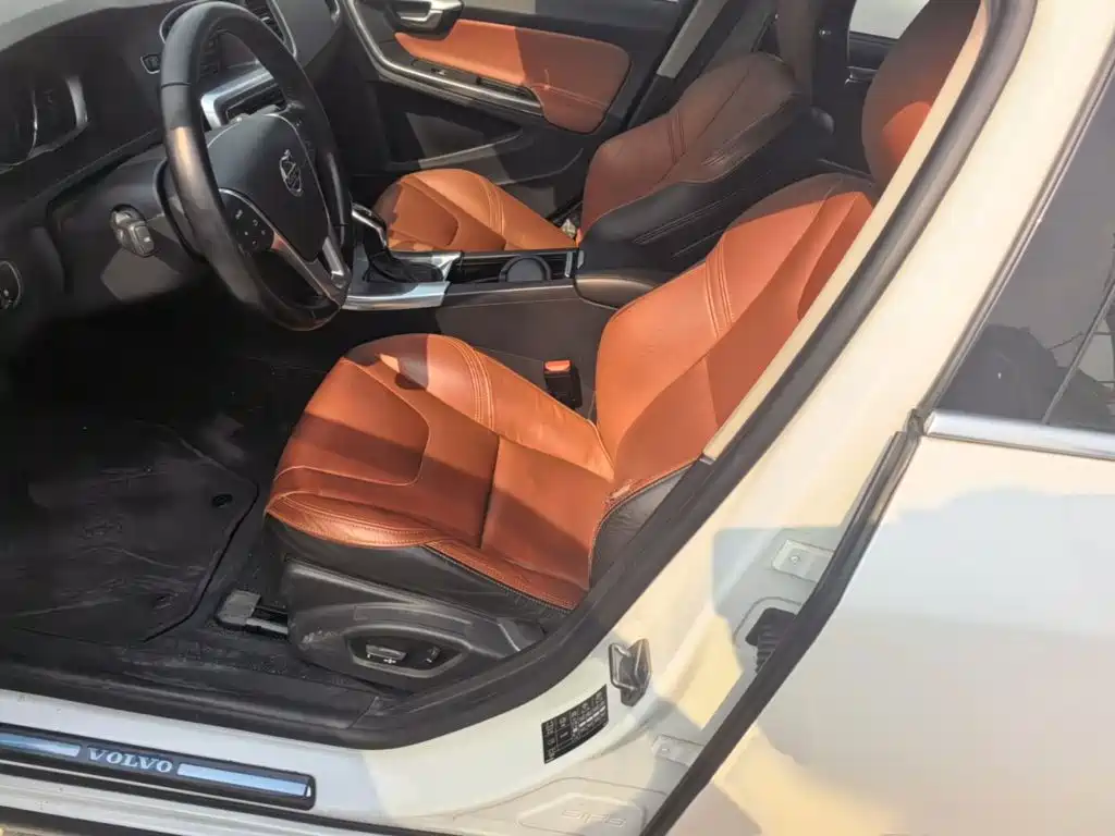 Volvo S60 — миниатюра 15
