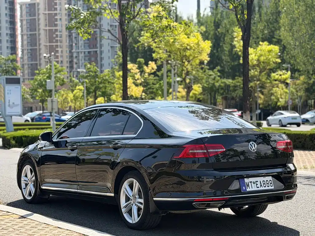 Volkswagen Magotan — миниатюра 5