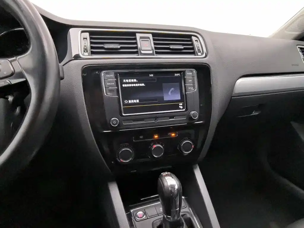 Volkswagen Sagitar — миниатюра 12