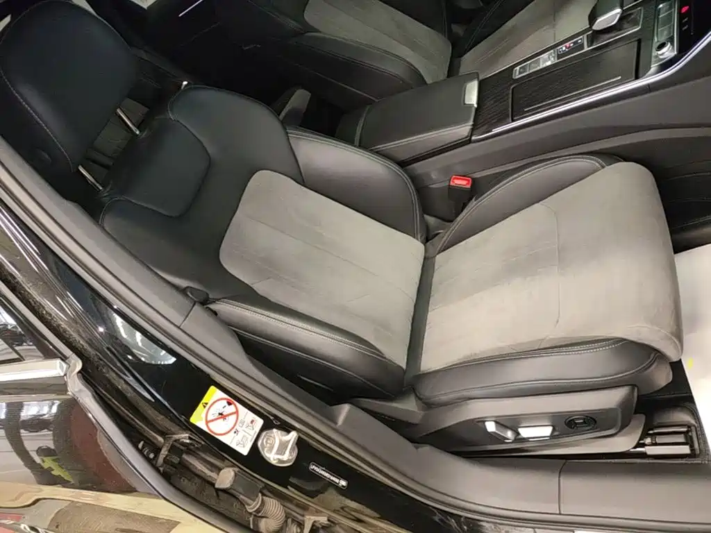 Audi A6L — миниатюра 25