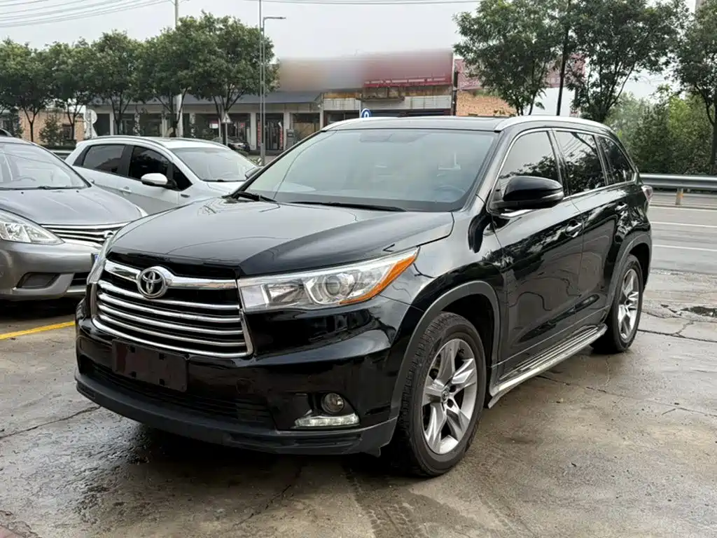 Toyota Highlander — миниатюра 2