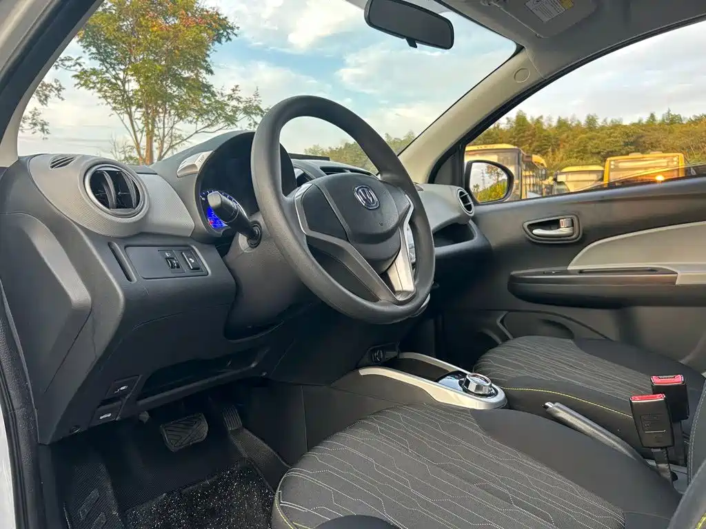 Changan Benben E-Star — миниатюра 4