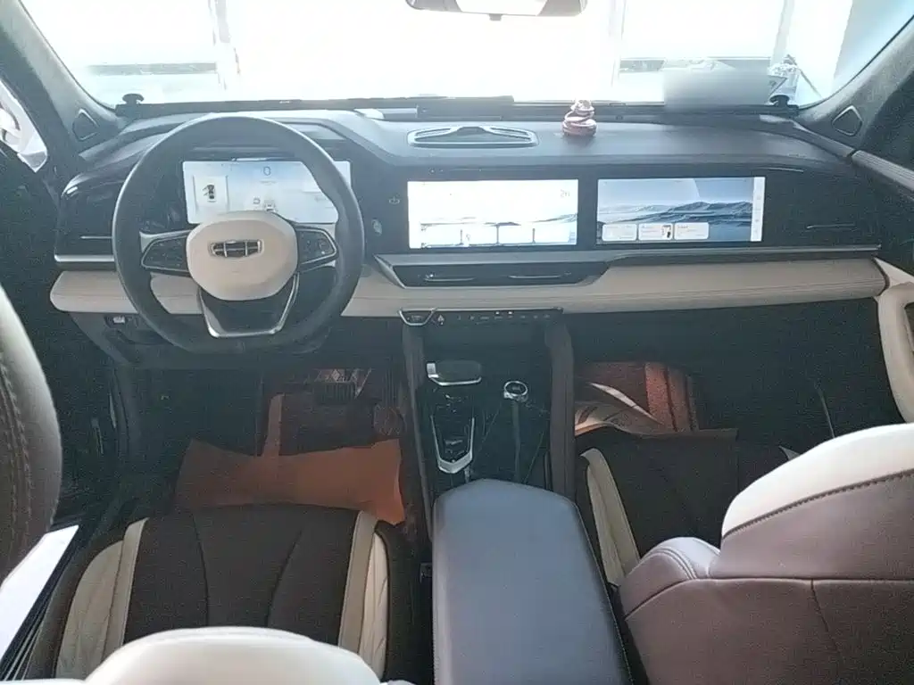 Geely Xingyue L — миниатюра 10