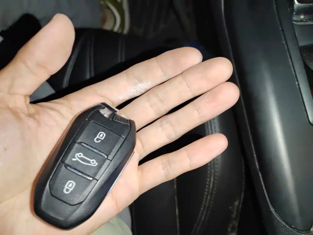 Peugeot 4008 — миниатюра 9