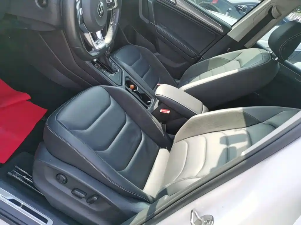 Volkswagen Tiguan L — миниатюра 15