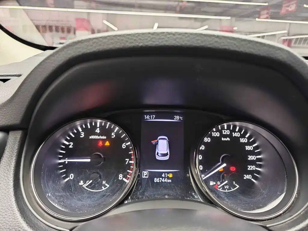 Nissan X-Trail — миниатюра 8