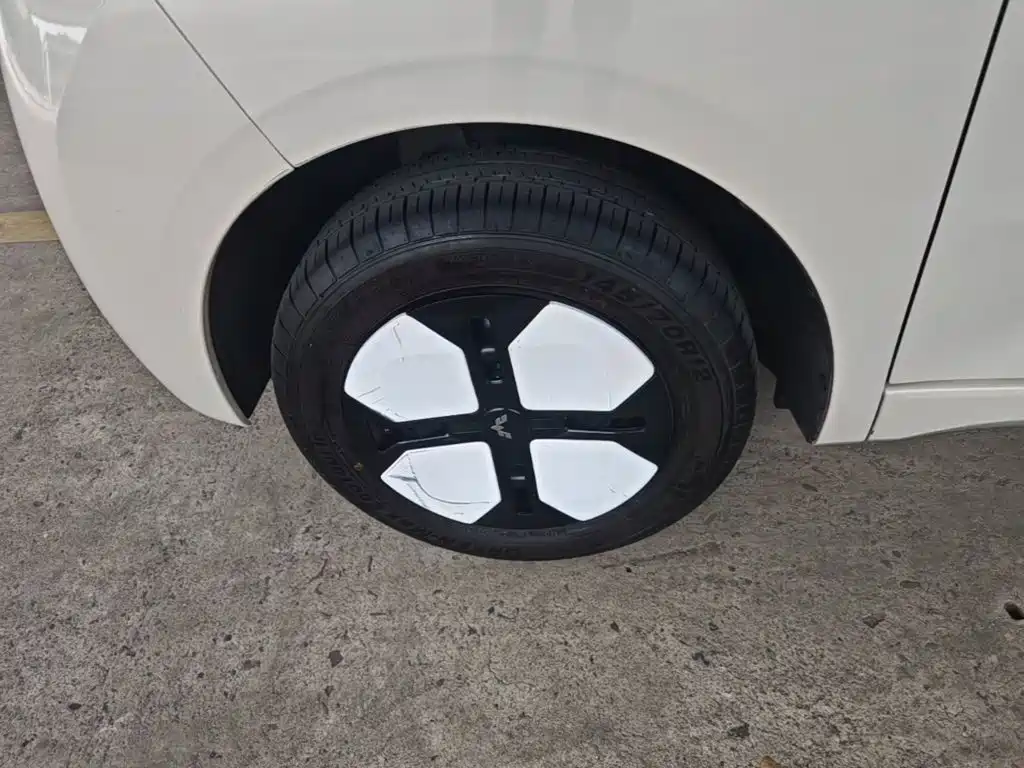 Wuling MINIEV — миниатюра 23