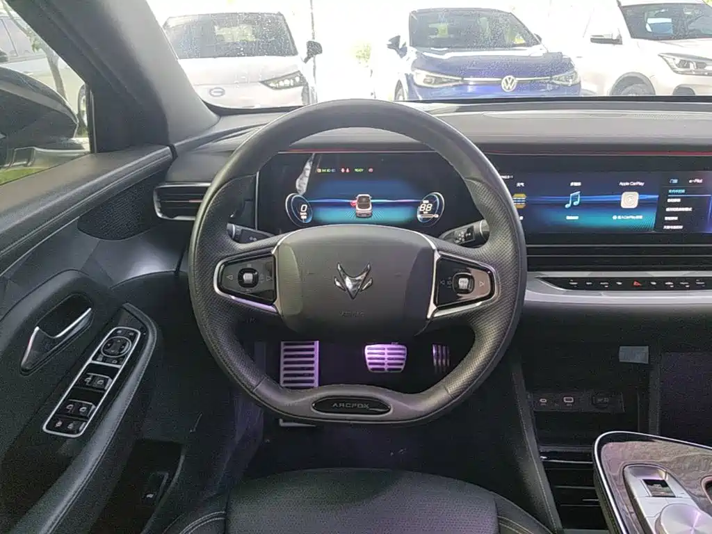 ARCFOX Alpha S — миниатюра 11